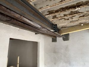 Rénovation plancher d'immeuble en péril à La Ciotat