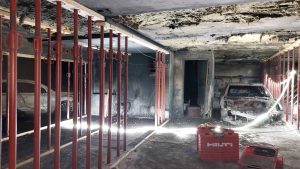 garages d'iemmeuble brûlés et atayés