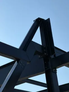 Détail assemblage charpente métallique – maîtrise d'œuvre structure AXIOLIS