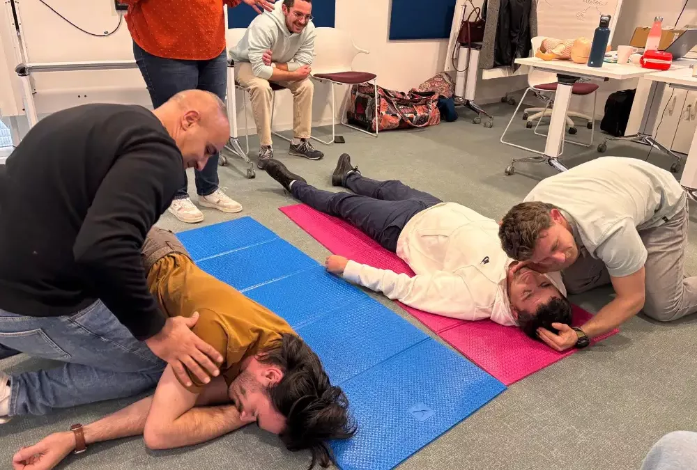 Former ses équipes aux premiers secours pour mieux protéger ses collaborateurs, la formation SST chez Axiolis